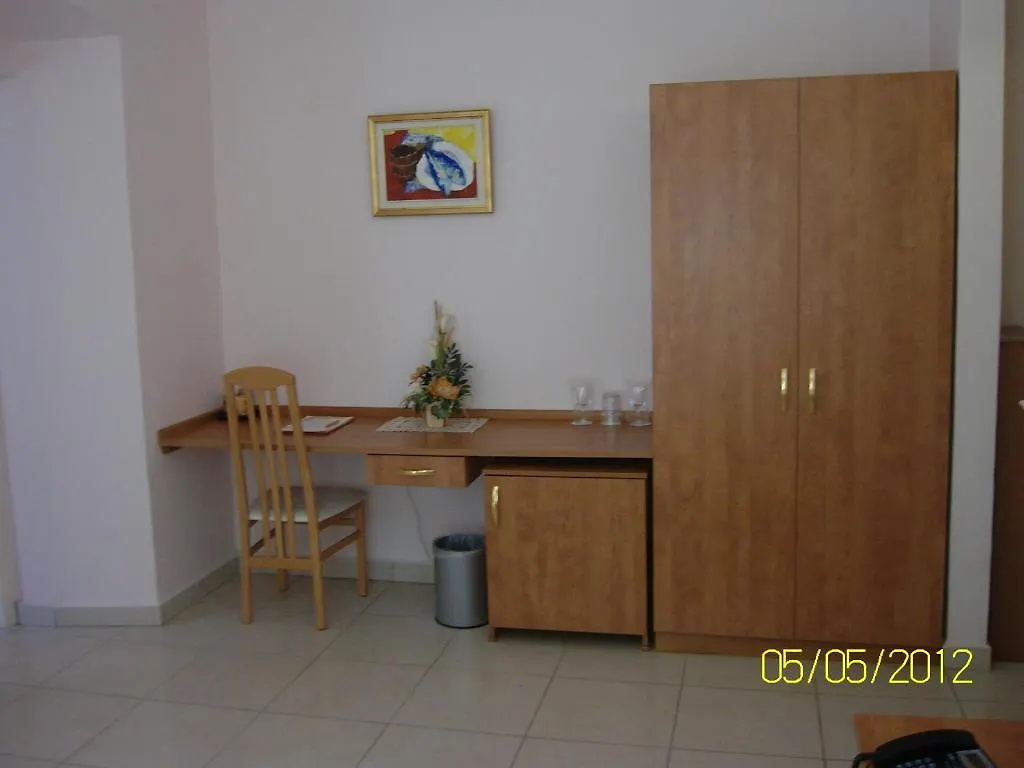 Hotel Villa Deis Mali Lošinj 4*,